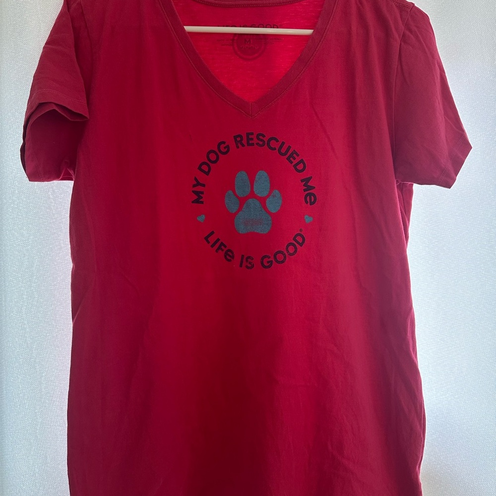 Life Is Good Red Dog Paw Print T-Shirt